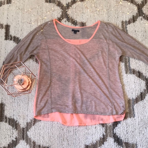 American Eagle Outfitters Tops - American Eagle Taupe and Coral Top American Eagle Outfitters Tops - American Eagle Taupe and Coral Top